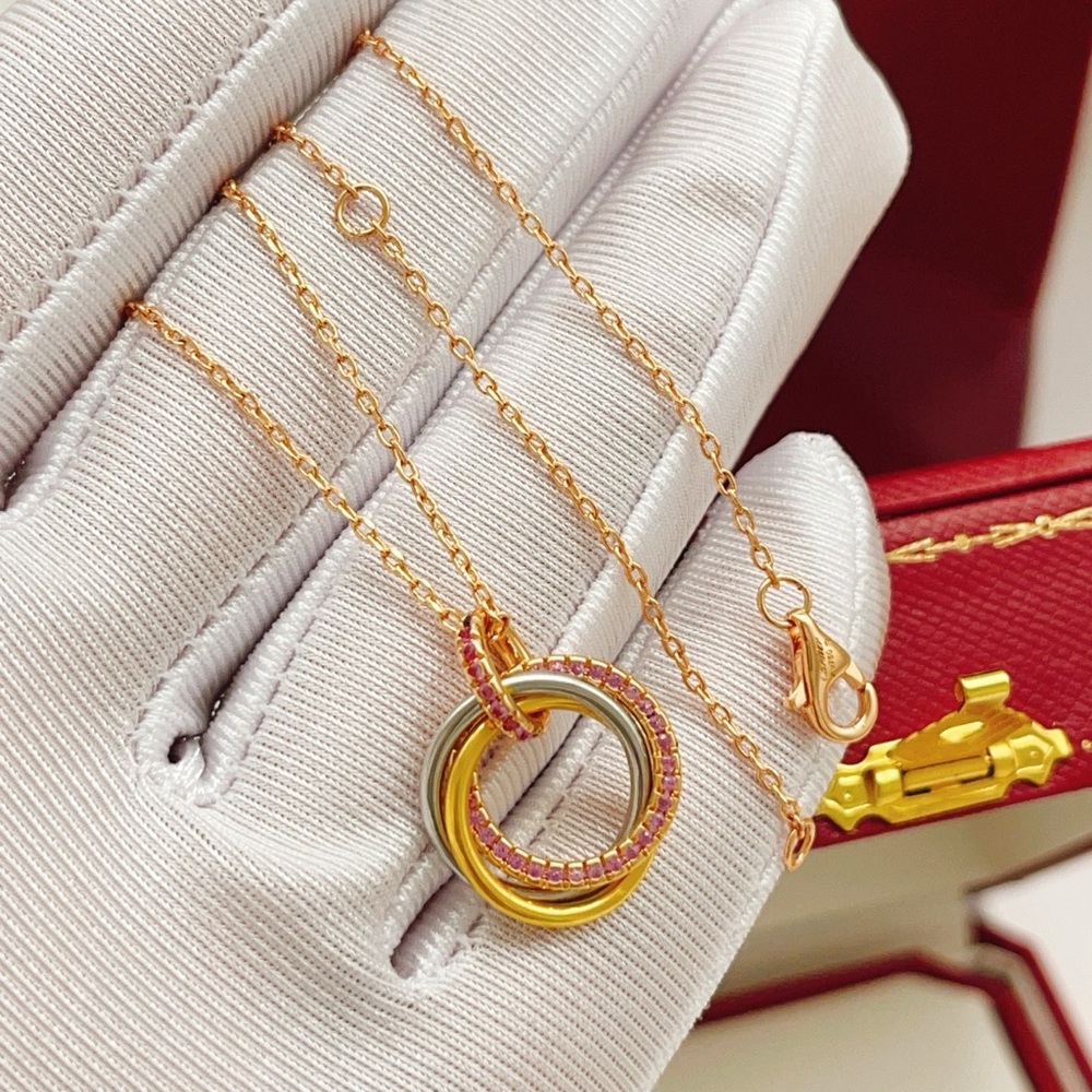 Cartier three-loop necklace